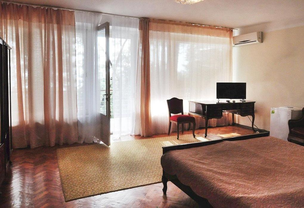 Gosdacha Ldzaa Hotel Lidzava Eksteriør billede