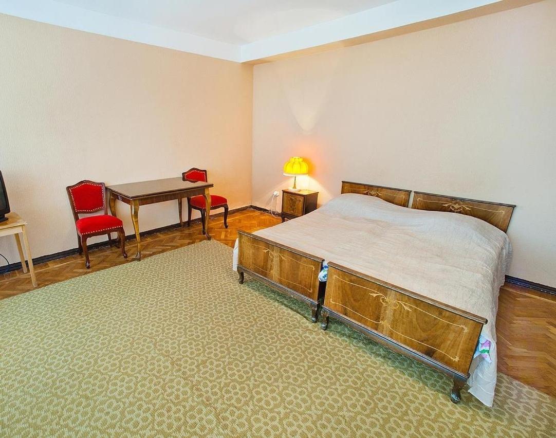 Gosdacha Ldzaa Hotel Lidzava Eksteriør billede